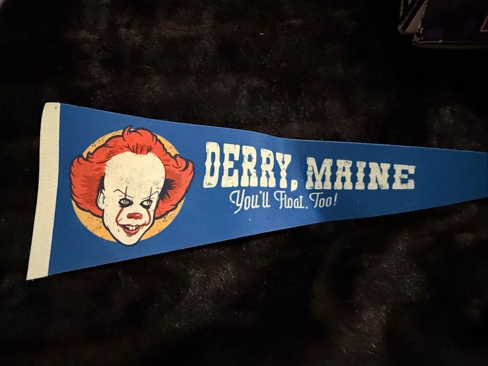 Derry, Maine Pennant IT you'll float too Clown Halloween